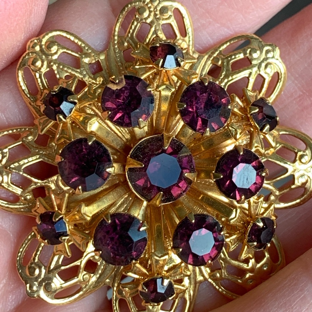 Vintage Czech purple rhinestone brooch - Picture 1 of 5